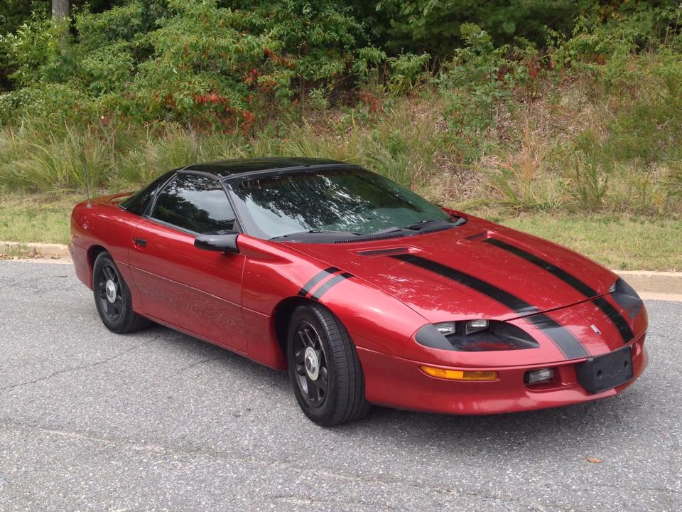 This 1996 Chevrolet Camaro has engine problems but David is trying his best to bring it back to life for his son.