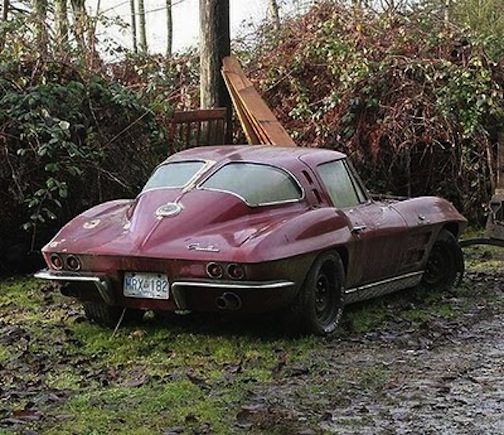 Abandoned-corvette-split-window
