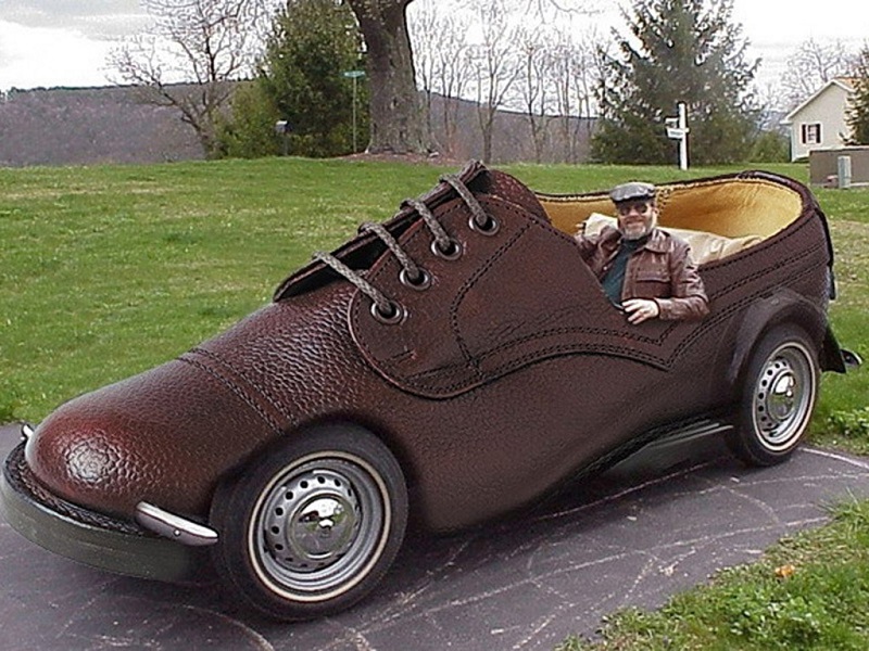 coche de zapatos