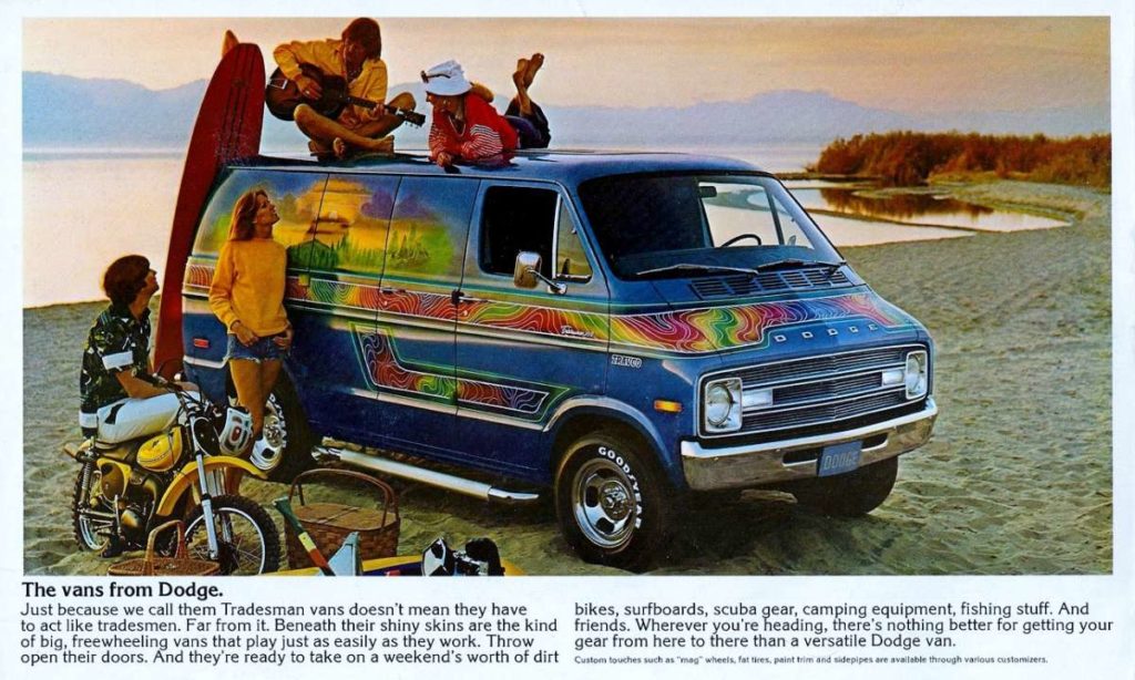 1976-Dodge-Tradesman-Vans-12